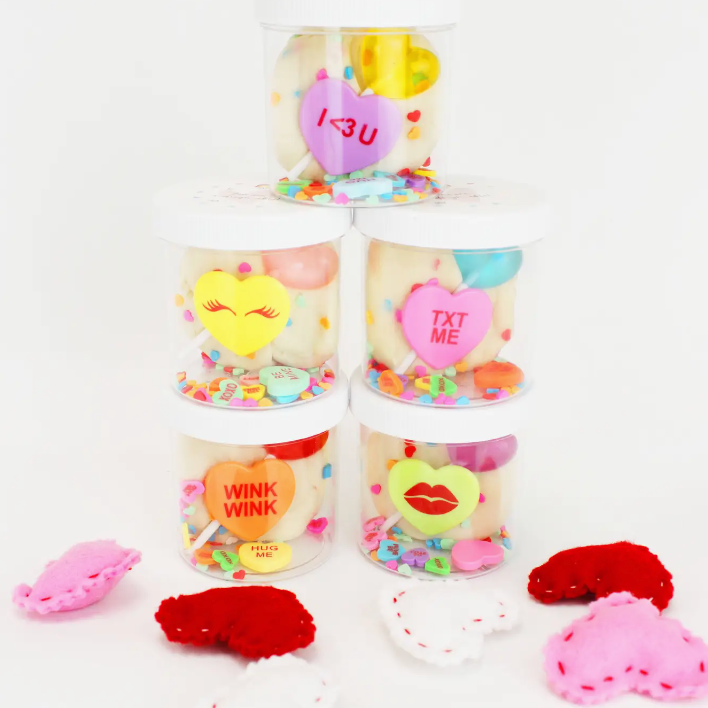 Valentine Axolotl "I Love You A Lotl" Mini Dough To Go