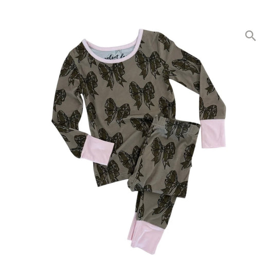 bamboo two piece set || mossy oak® original bottomland® bows