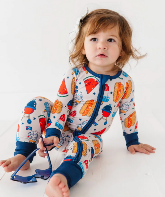 Red, White & Bbq Convertible Footies