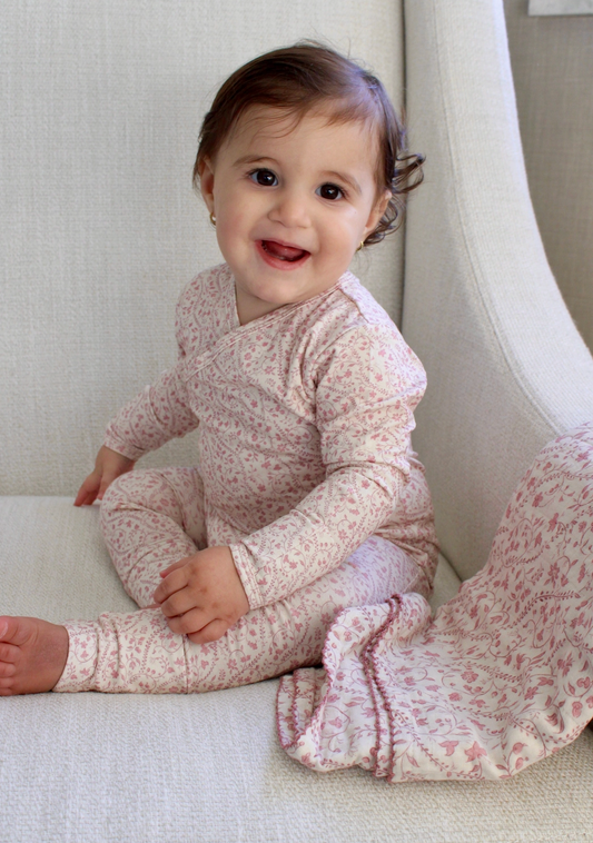 Mauve Vine Wrap Footie