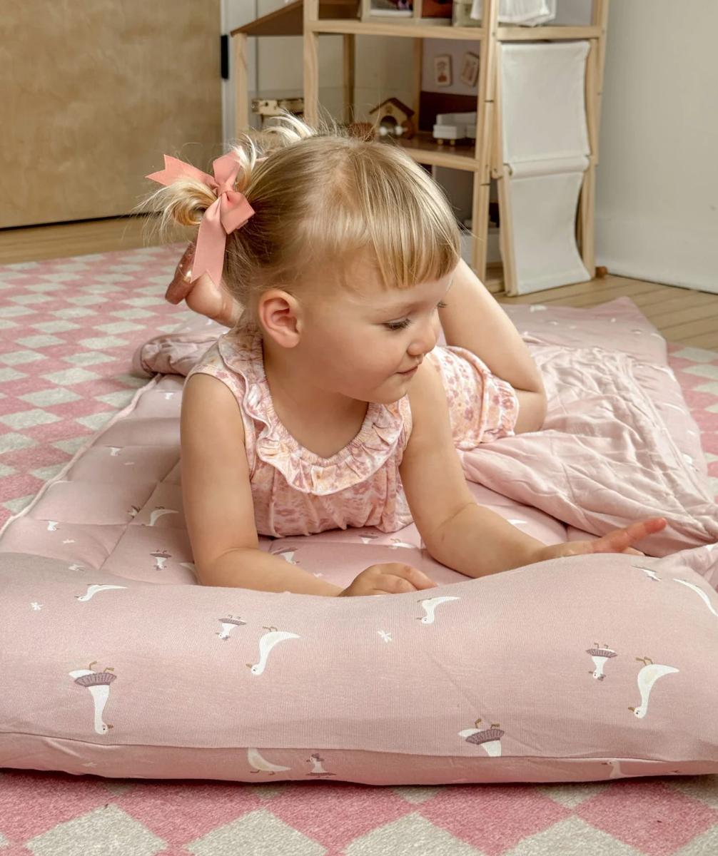 Tutu Goose Nap Mat